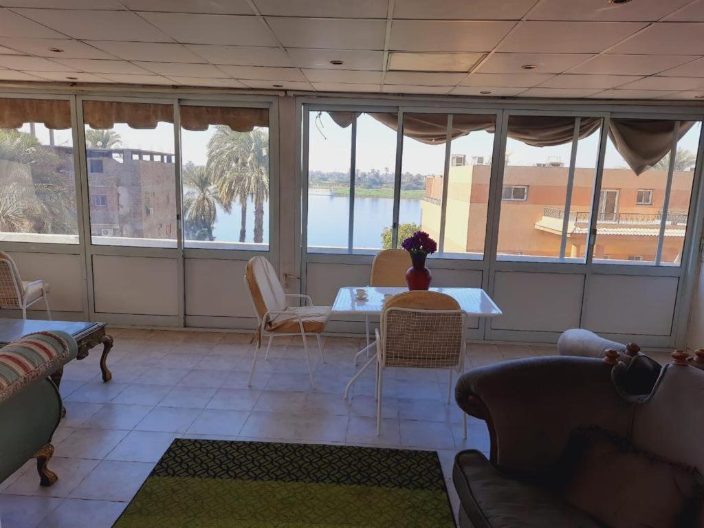 East Luxor Apartments With Nile Views Jazirat al Awwamiyah Dış mekan fotoğraf