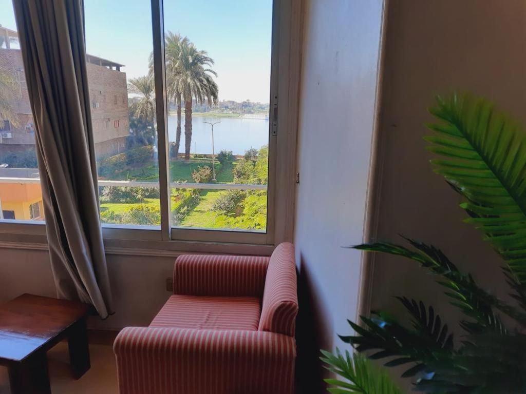East Luxor Apartments With Nile Views Jazirat al Awwamiyah Dış mekan fotoğraf