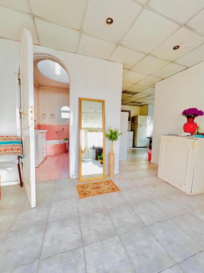 East Luxor Apartments With Nile Views Jazirat al Awwamiyah Dış mekan fotoğraf